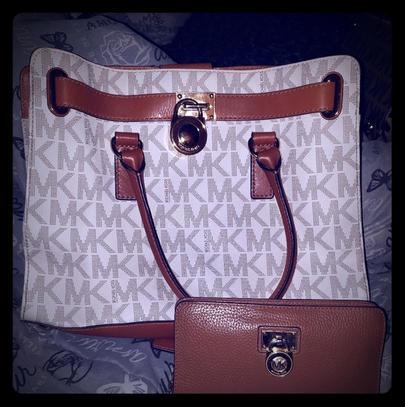 Purse and wallet - Picture 1 of 1